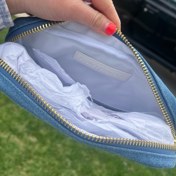 Stoney Clover Lane Small Pouch - Nashville! - Picture 3 of 7